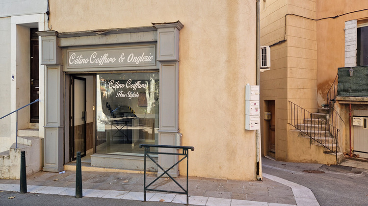 Ma-Cabane - Location Local commercial TRETS, 33 m²