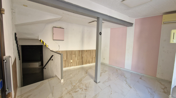 Ma-Cabane - Location Local commercial TRETS, 33 m²