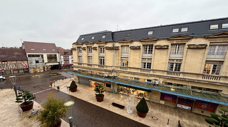 Ma-Cabane - Location Local commercial TROYES, 227 m²