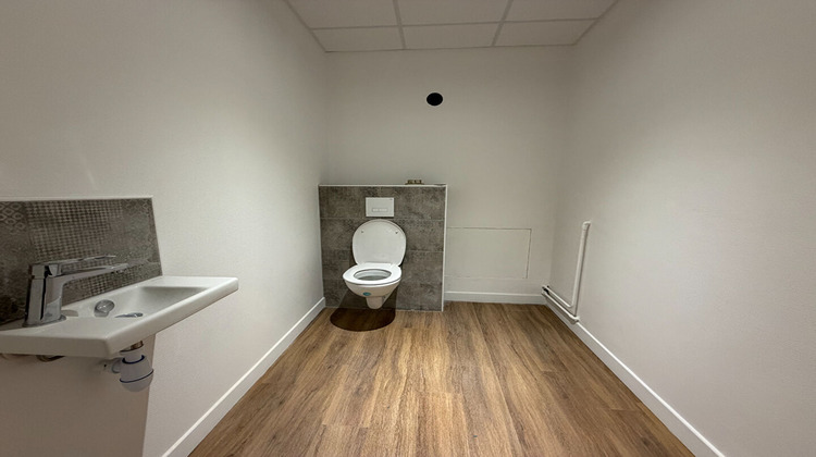 Ma-Cabane - Location Local commercial TROYES, 227 m²