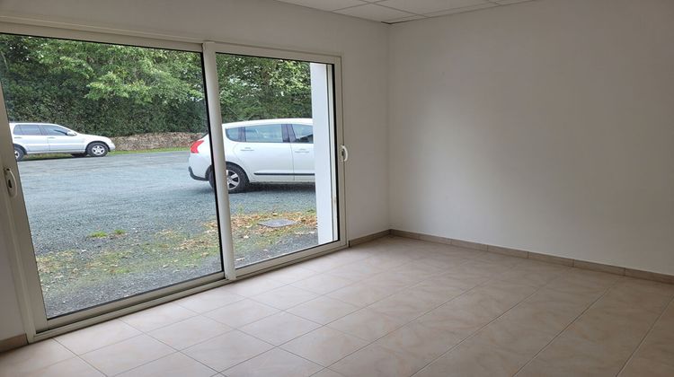 Ma-Cabane - Location Local commercial USTARITZ, 50 m²