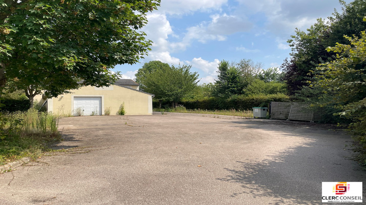 Ma-Cabane - Location Local commercial Val-de-Reuil, 380 m²