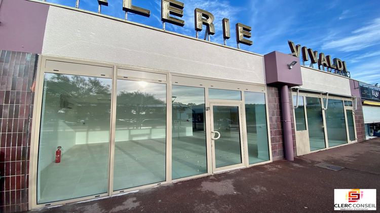 Ma-Cabane - Location Local commercial Val-de-Reuil, 133 m²