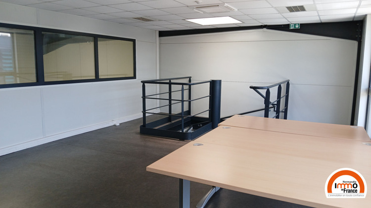 Ma-Cabane - Location Local commercial VAL-DE-REUIL, 110 m²