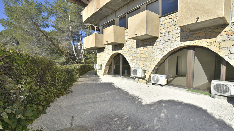 Ma-Cabane - Location Local commercial VALBONNE, 14 m²