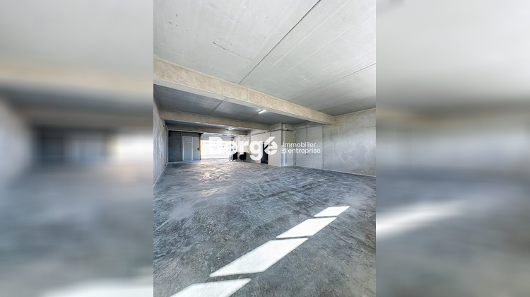 Ma-Cabane - Location Local commercial Valbonne, 278 m²