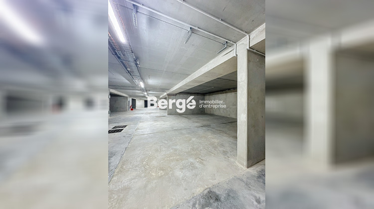 Ma-Cabane - Location Local commercial Valbonne, 503 m²