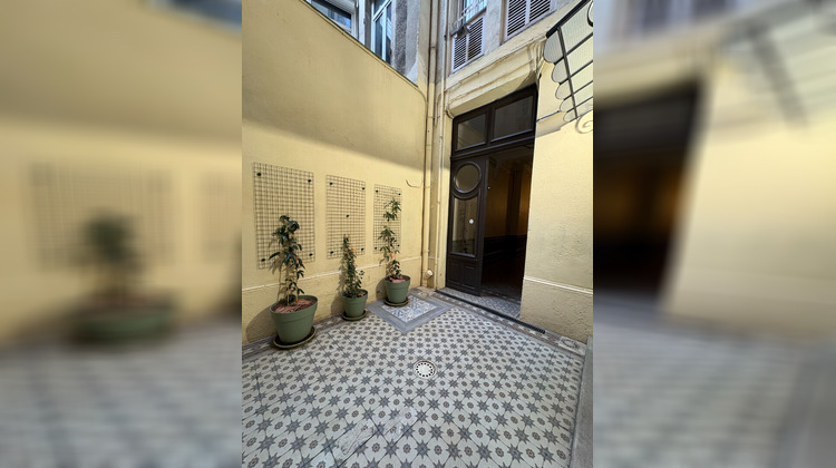 Ma-Cabane - Location Local commercial VALENCE, 76 m²