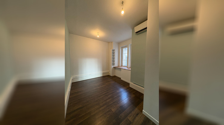 Ma-Cabane - Location Local commercial VALENCE, 76 m²