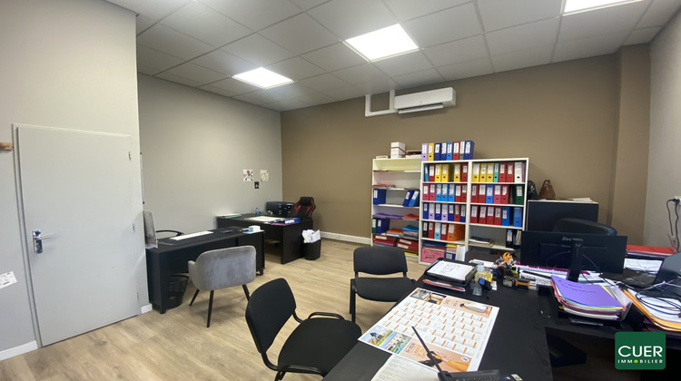 Ma-Cabane - Location Local commercial VALENCE, 110 m²