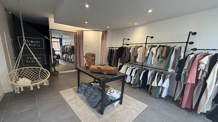 Ma-Cabane - Location Local commercial VALENCIENNES, 58 m²