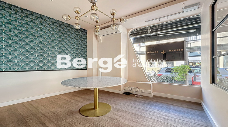 Ma-Cabane - Location Local commercial Vallauris, 72 m²