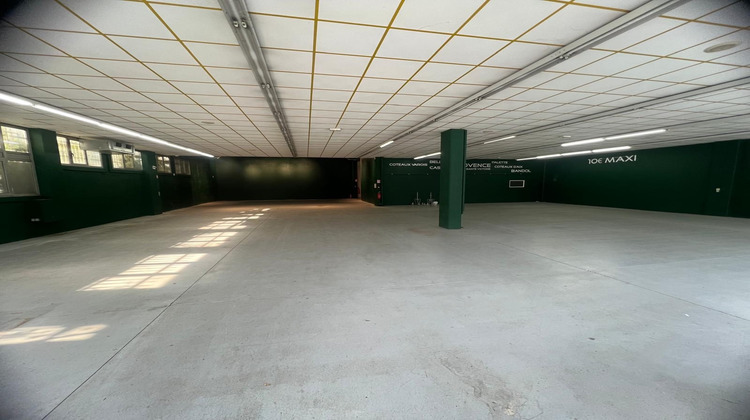 Ma-Cabane - Location Local commercial Vallauris, 480 m²