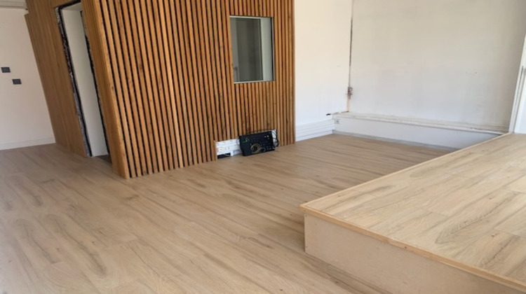 Ma-Cabane - Location Local commercial Vallauris, 29 m²