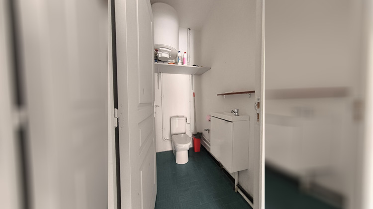 Ma-Cabane - Location Local commercial VALLAURIS, 18 m²
