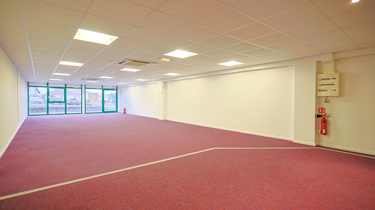 Ma-Cabane - Location Local commercial VALMONT, 125 m²