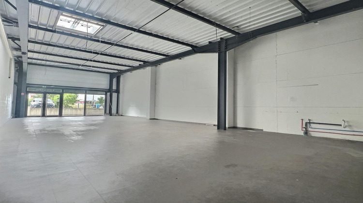 Ma-Cabane - Location Local commercial Valmont, 167 m²
