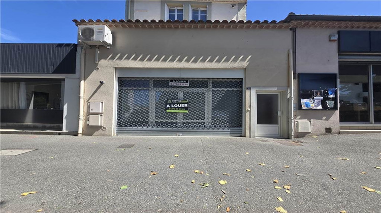 Ma-Cabane - Location Local commercial Valréas, 60 m²