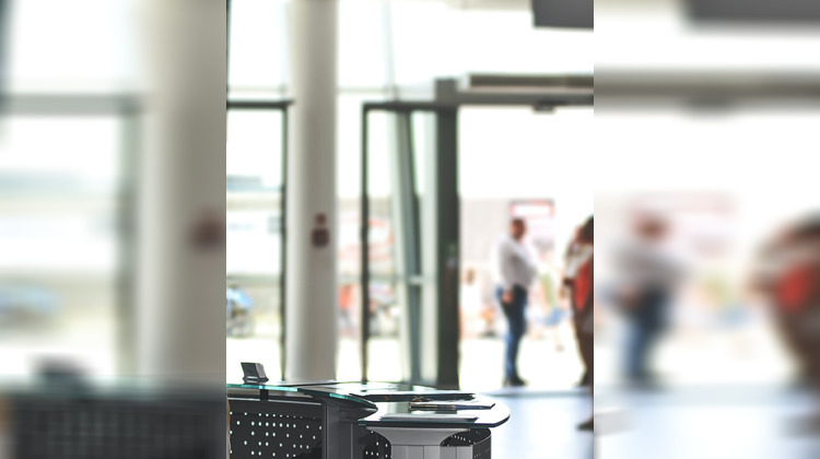 Ma-Cabane - Location Local commercial Vannes, 605 m²