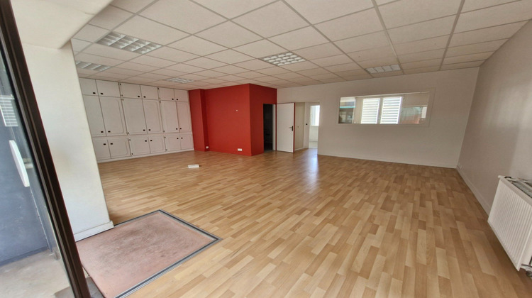 Ma-Cabane - Location Local commercial Vannes, 70 m²