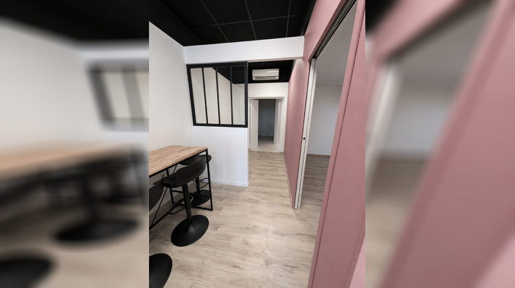 Ma-Cabane - Location Local commercial Vannes, 104 m²
