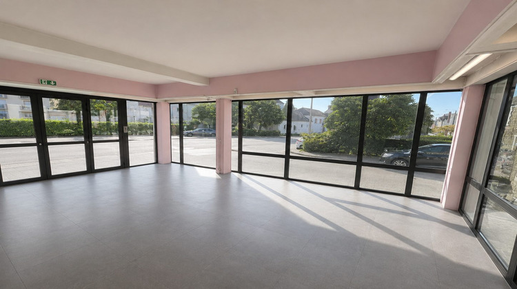 Ma-Cabane - Location Local commercial Vannes, 242 m²