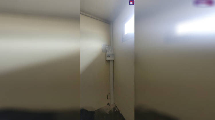 Ma-Cabane - Location Local commercial VARILHES, 338 m²