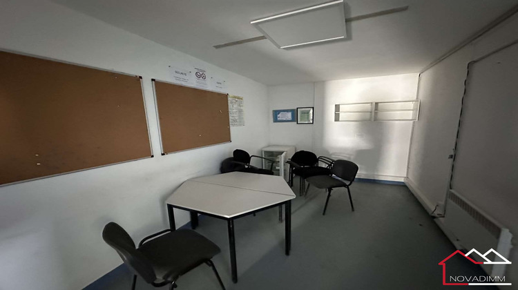 Ma-Cabane - Location Local commercial Vatimont, 300 m²