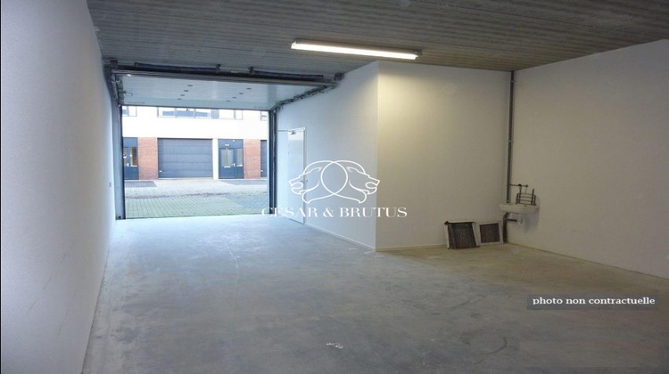 Ma-Cabane - Location Local commercial Vaulx-en-Velin, 84 m²