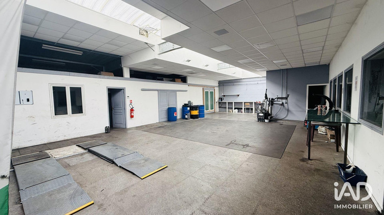Ma-Cabane - Location Local commercial Vaux-le-Pénil, 267 m²