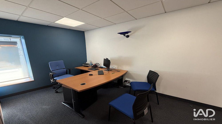 Ma-Cabane - Location Local commercial Vaux-le-Pénil, 150 m²