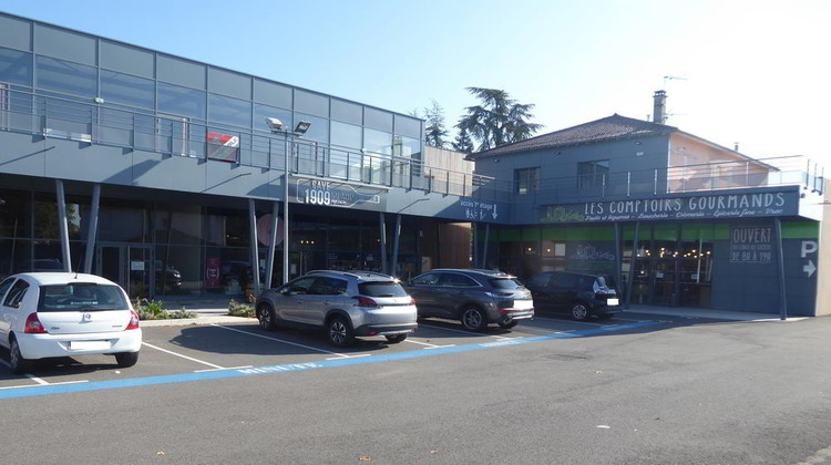 Ma-Cabane - Location Local commercial VEAUCHE, 130 m²