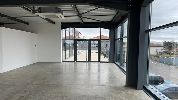 Ma-Cabane - Location Local commercial VEAUCHE, 130 m²