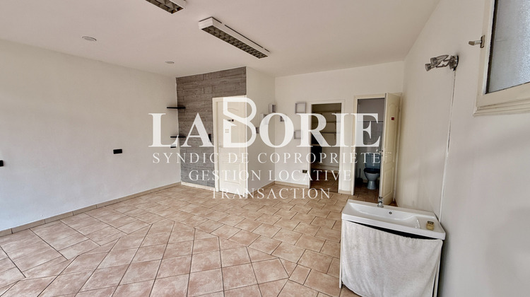 Ma-Cabane - Location Local commercial Vedène, 30 m²