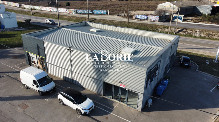 Ma-Cabane - Location Local commercial Vedène, 100 m²