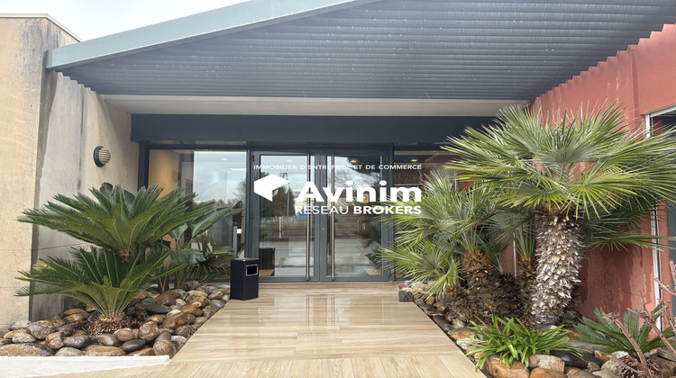 Ma-Cabane - Location Local commercial Velaux, 600 m²