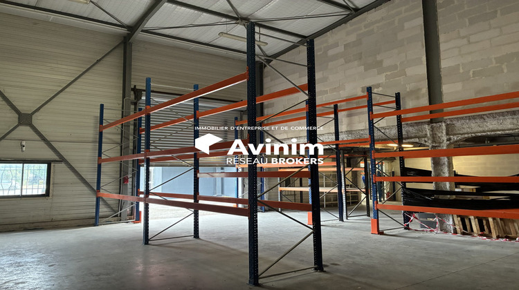 Ma-Cabane - Location Local commercial Velaux, 551 m²