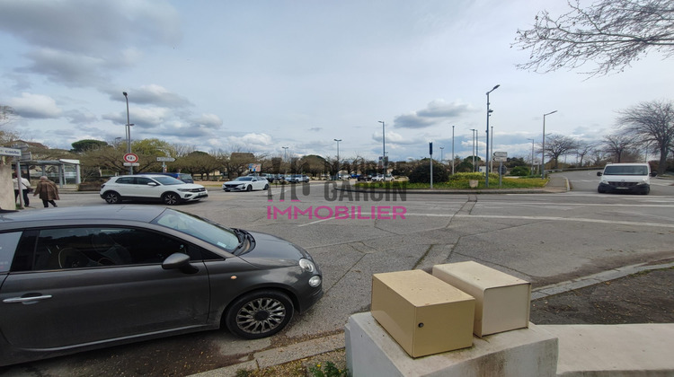 Ma-Cabane - Location Local commercial Velleron, 20 m²