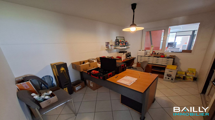 Ma-Cabane - Location Local commercial VENANSAULT, 472 m²