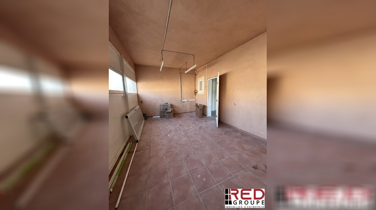 Ma-Cabane - Location Local commercial Venelles, 210 m²