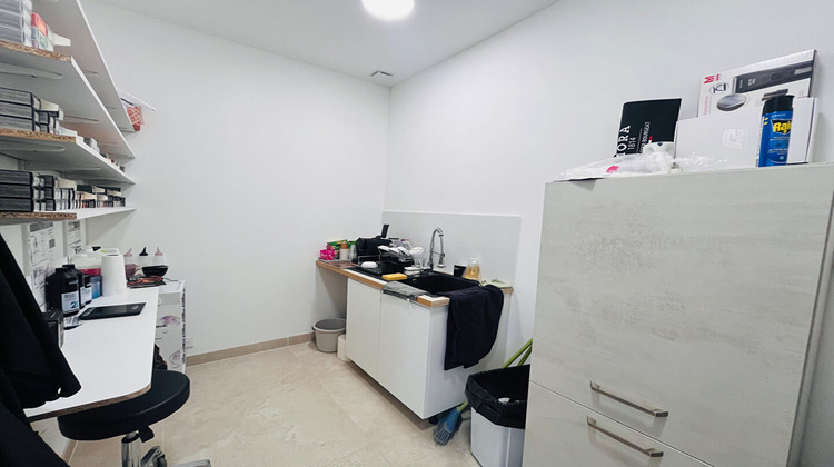 Ma-Cabane - Location Local commercial VENELLES, 75 m²