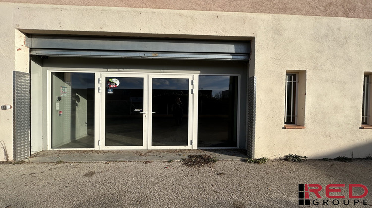 Ma-Cabane - Location Local commercial Venelles, 106 m²