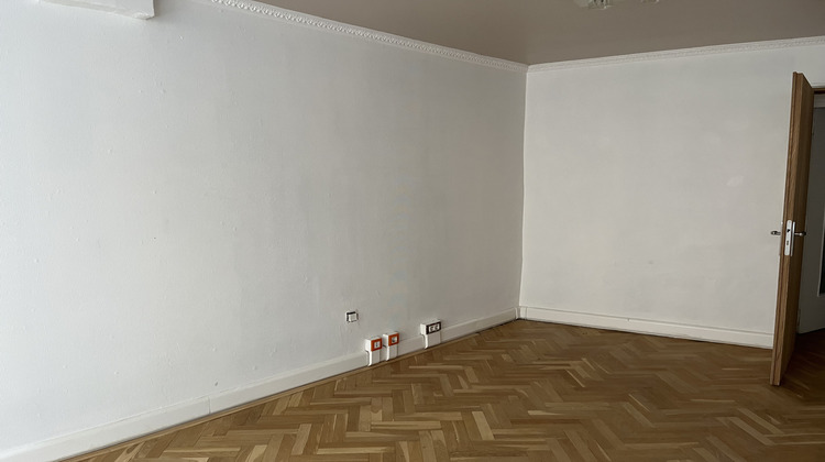 Ma-Cabane - Location Local commercial Vernaison, 36 m²