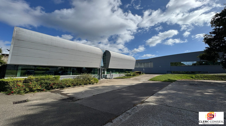 Ma-Cabane - Location Local commercial Vernon, 1700 m²