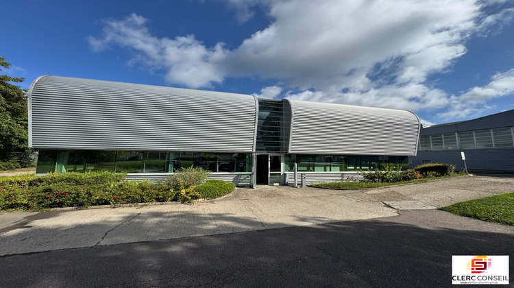 Ma-Cabane - Location Local commercial Vernon, 950 m²