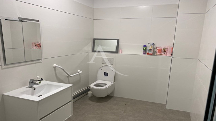 Ma-Cabane - Location Local commercial VERRIERES-LE-BUISSON, 227 m²