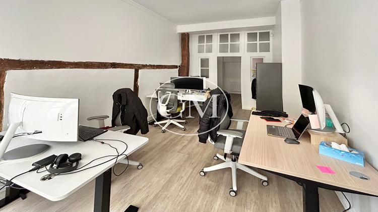 Ma-Cabane - Location Local commercial VERSAILLES, 136 m²