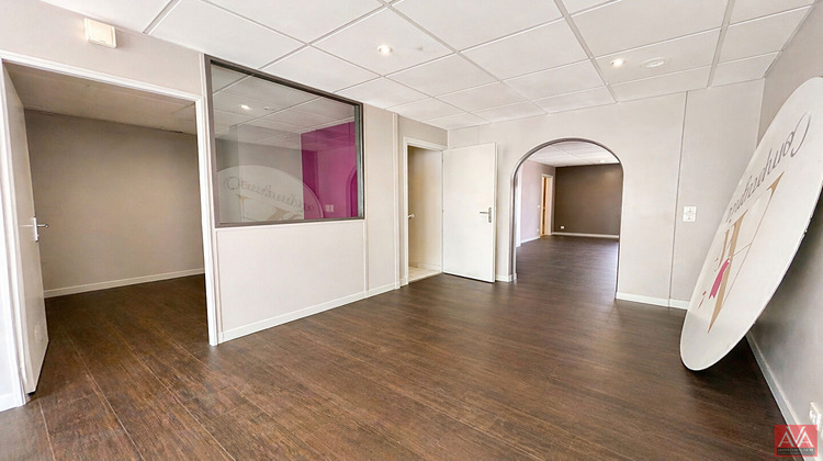 Ma-Cabane - Location Local commercial VERSON, 122 m²