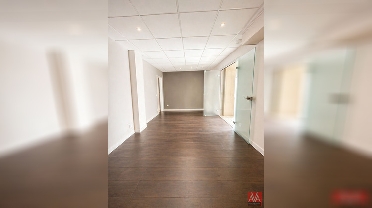 Ma-Cabane - Location Local commercial VERSON, 122 m²