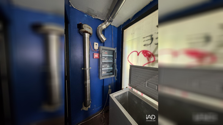 Ma-Cabane - Location Local commercial Vert-Saint-Denis, 22 m²